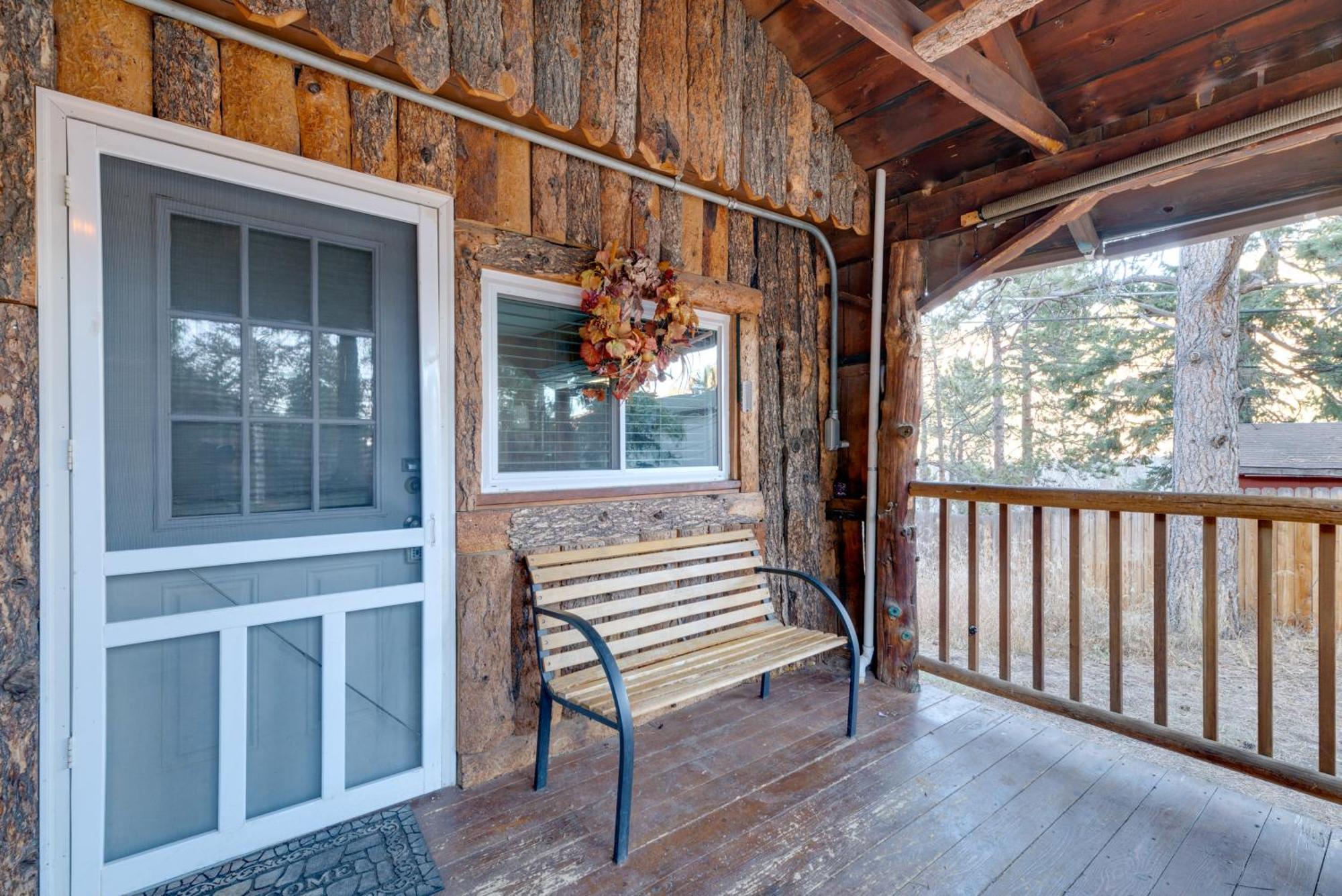 Holiday home Rustic Log With About 5 Mi To Pikes Peak! *